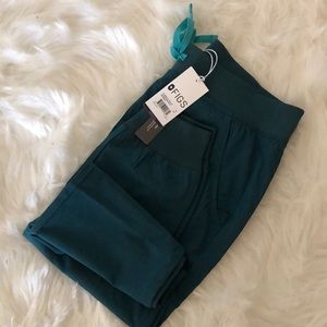 FIONLITE™ Zamora Jogger Scrub Pants Caribbean Blue